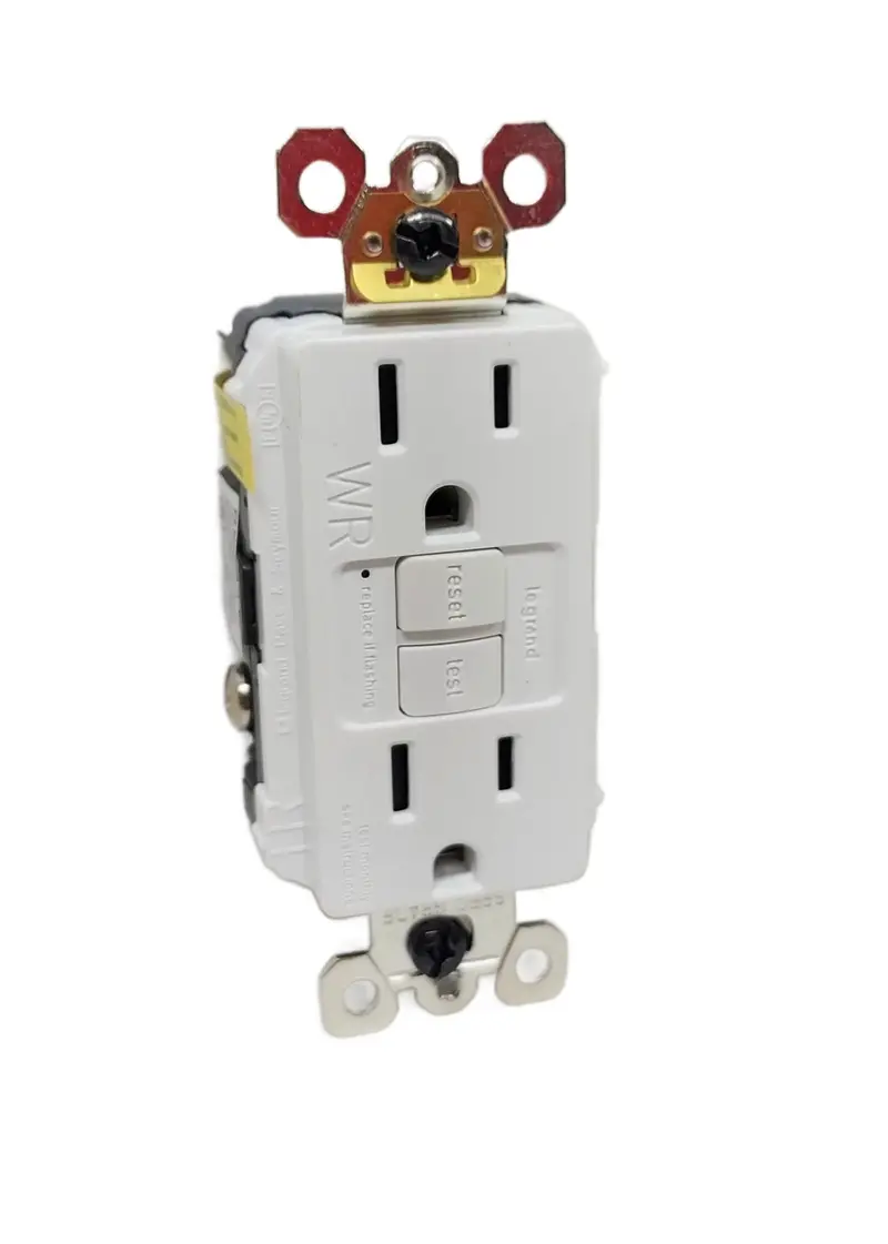 Legrand Gfci Duplex Outlet Weather Resistant Tamp 15A 125Vac White 1597Trwrwccd4 1